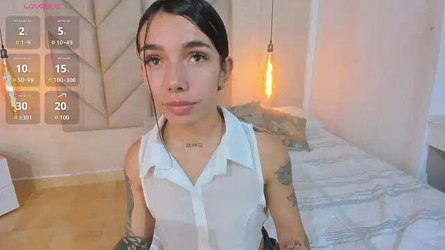 Snapshot of Mollymoon1 chatting on March 13, 2025, 7:39 pm Mollymoon1 online show from March 13, 2025, 7:39 pm