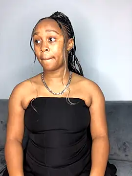 Pearl 00 online show from September 28, 2025, 4:45 pm