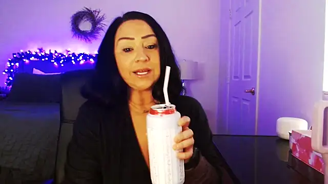 AlyssiaAmoreXO online show from February 19, 2026, 5:20 pm