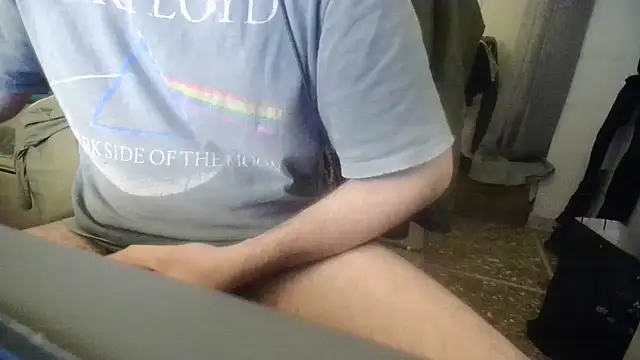 Snapshot of sbrodo96 chatting on December 17, 2025, 8:37 pm sbrodo96 online show from December 17, 2025, 8:37 pm