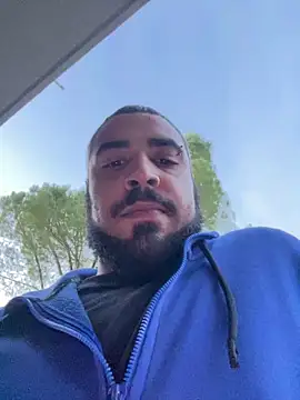 Dikkiduohottt online show from October 19, 2025, 4:29 pm