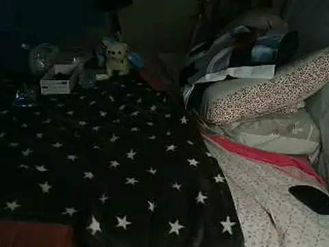 Snapshot of VeneRed chatting on February 26, 2026, 3:22 pm VeneRed online show from February 26, 2026, 3:22 pm