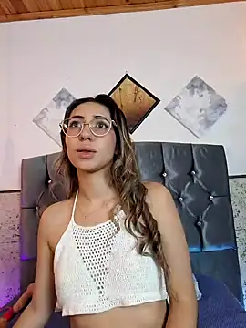 Scarlett Khan online show from January 14, 2025, 4:15 am