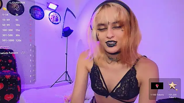 Snapshot of lizeth_darks chatting on December 11, 2024, 9:23 pm lizeth darks online show from December 11, 2024, 9:23 pm