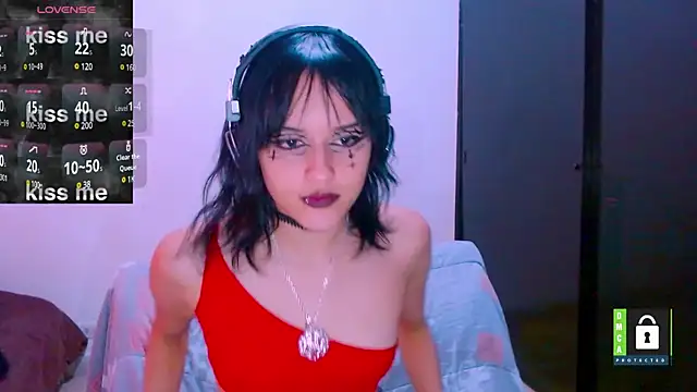 Snapshot of lizeth_darks chatting on February 15, 2025, 12:43 pm lizeth darks online show from February 15, 2025, 12:43 pm