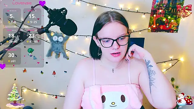 DivaMarisa online show from December 24, 2024, 11:17 am