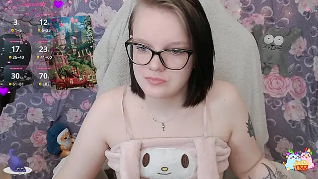 DivaMarisa online show from February 18, 2025, 8:27 am