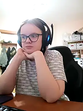 DivaMarisa online show from March 22, 2025, 2:59 am