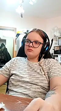 DivaMarisa online show from March 22, 2025, 6:00 am