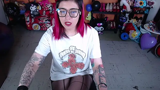 MissMiia2 online show from September 21, 2025, 3:46 pm