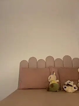 cleolimahot3 online show from October 10, 2025, 5:23 pm