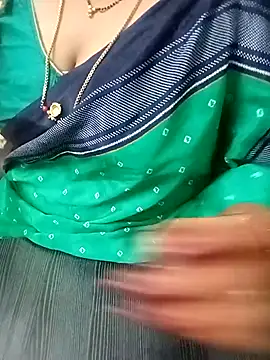 Snapshot of your-sameera chatting on May 8, 2026, 4:18 am your-sameera online show from May 8, 2026, 4:18 am