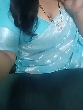 Snapshot of your-sameera chatting on June 5, 2026, 5:03 am your-sameera online show from June 5, 2026, 5:03 am