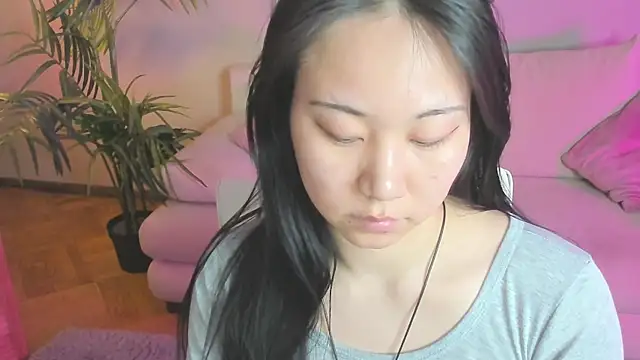 Snapshot of Inari_Okami_ chatting on February 9, 2025, 2:18 pm Inari Okami online show from February 9, 2025, 2:18 pm