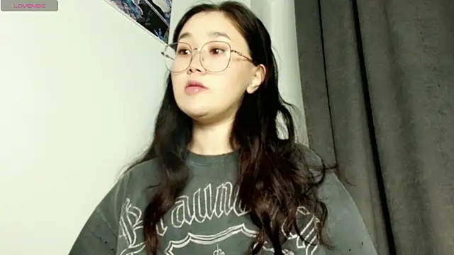 Snapshot of Jennatyan chatting on March 9, 2025, 4:55 pm Jennatyan online show from March 9, 2025, 4:55 pm