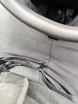 Snapshot of mesetti chatting on January 8, 2026, 11:34 am mesetti online show from January 8, 2026, 11:34 am