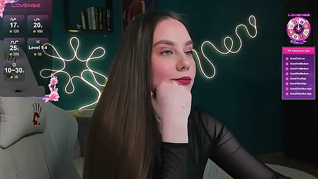 katie taylorr online show from February 15, 2026, 12:18 am