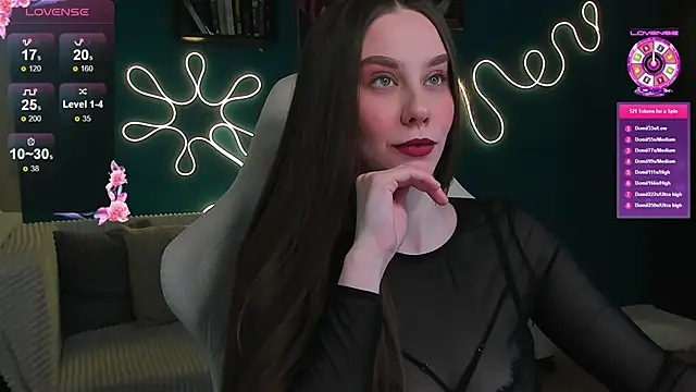 katie taylorr online show from April 7, 2026, 1:06 am