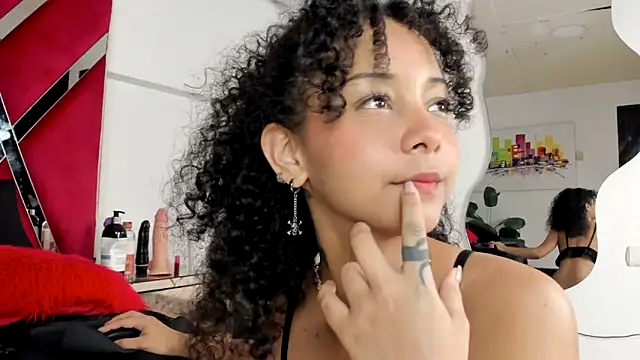 Snapshot of Milanxht chatting on January 31, 2025, 1:22 am Milanxht online show from January 31, 2025, 1:22 am