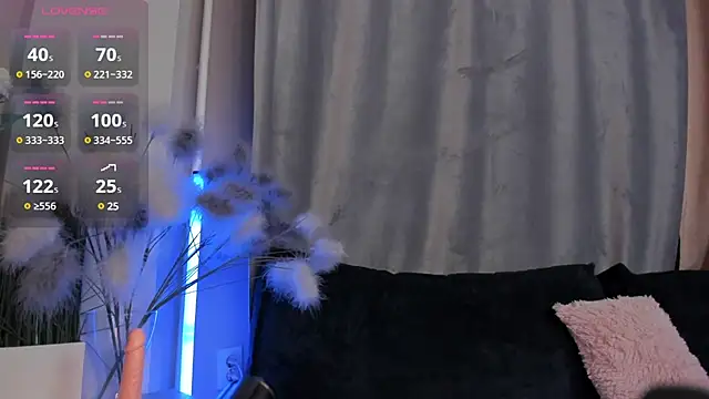 Snapshot of Colleen_Blake chatting on March 12, 2025, 4:24 pm Colleen Blake online show from March 12, 2025, 4:24 pm