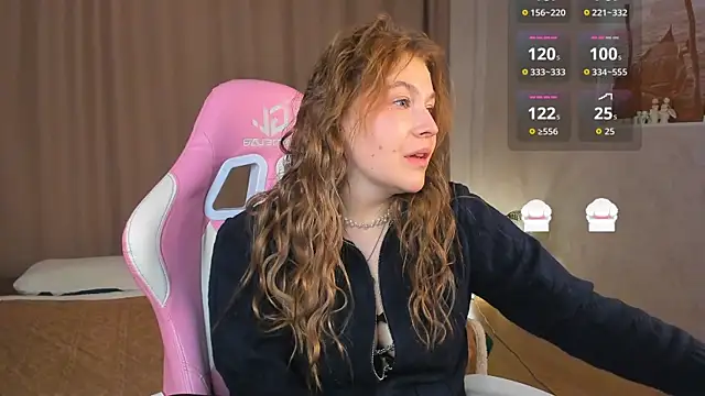 Snapshot of Colleen_Blake chatting on October 6, 2025, 4:04 pm Colleen Blake online show from October 6, 2025, 4:04 pm