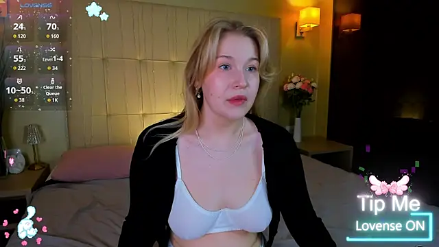 Snapshot of Colleen_Blake chatting on May 9, 2026, 5:18 pm Colleen Blake online show from May 9, 2026, 5:18 pm
