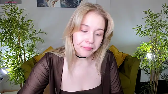 Snapshot of Colleen_Blake chatting on May 25, 2026, 4:57 pm Colleen Blake online show from May 25, 2026, 4:57 pm