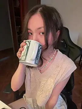 lalallalalaa- online show from January 13, 2025, 8:58 am