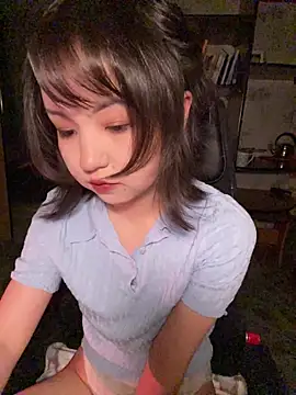 lalallalalaa- online show from March 8, 2026, 1:59 pm