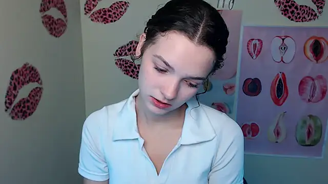  SusieSu  online show from September 21, 2025, 6:48 am