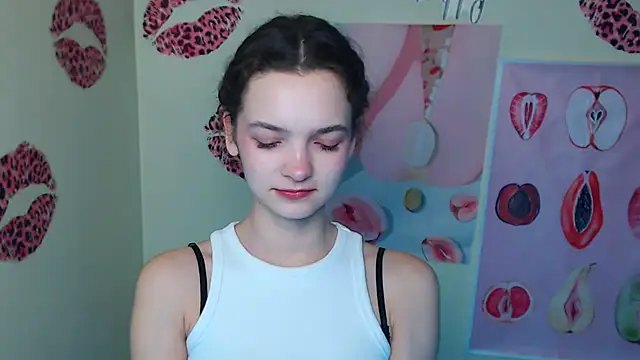  SusieSu  online show from December 1, 2025, 1:05 pm