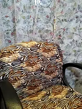 kindar-joy online show from October 7, 2025, 3:25 am