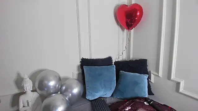 Tiffany sander online show from February 12, 2025, 8:27 am