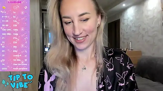 lady Nati online show from January 18, 2025, 1:29 pm