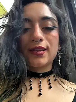 Lila Desiree online show from December 9, 2024, 9:16 pm