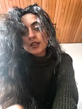 Lila Desiree online show from February 1, 2026, 9:35 pm