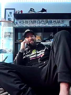 Beardedtattood online show from September 9, 2025, 11:54 am