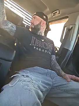 Beardedtattood online show from February 2, 2026, 2:27 pm