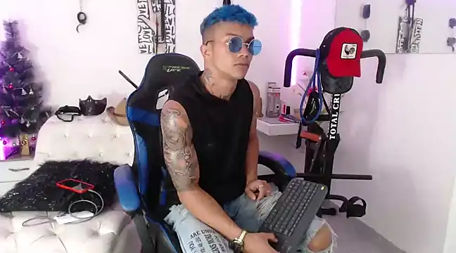 Leonard Price online show from February 3, 2025, 12:47 pm