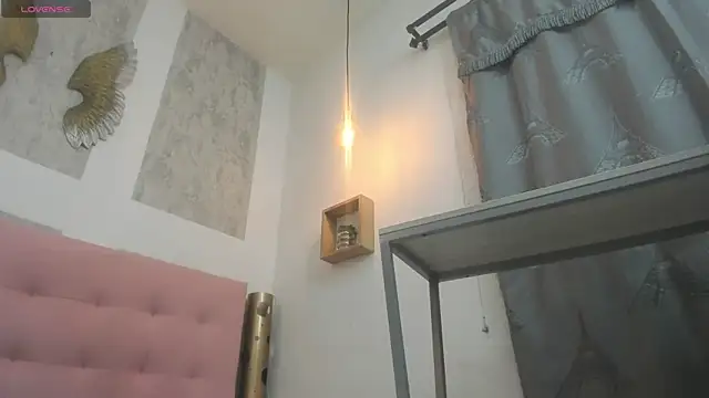 zhamira 21 online show from September 11, 2025, 8:42 pm