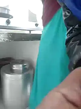 Snapshot of savixxx chatting on November 18, 2025, 5:23 am savixxx online show from November 18, 2025, 5:23 am