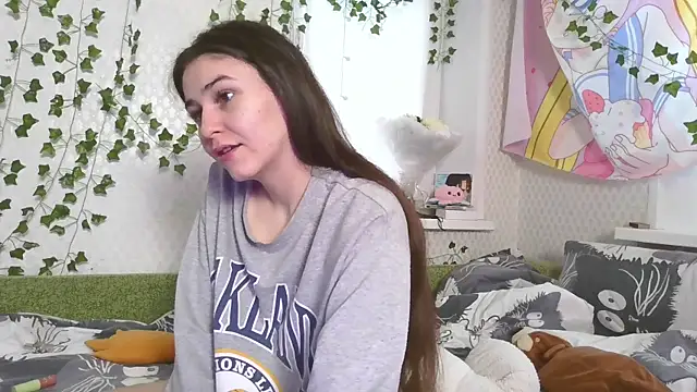 Mila starx online show from December 22, 2024, 6:39 am