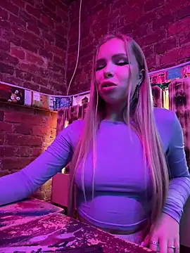 Snapshot of mur_girl chatting on January 2, 2025, 2:24 pm mur girl online show from January 2, 2025, 2:24 pm