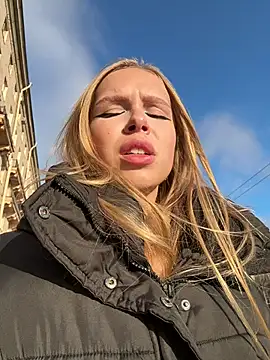 Snapshot of mur_girl chatting on January 26, 2025, 8:46 am mur girl online show from January 26, 2025, 8:46 am