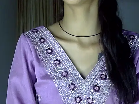 Snapshot of MAAYRA_09 chatting on September 26, 2025, 6:12 pm MAAYRA 09 online show from September 26, 2025, 6:12 pm