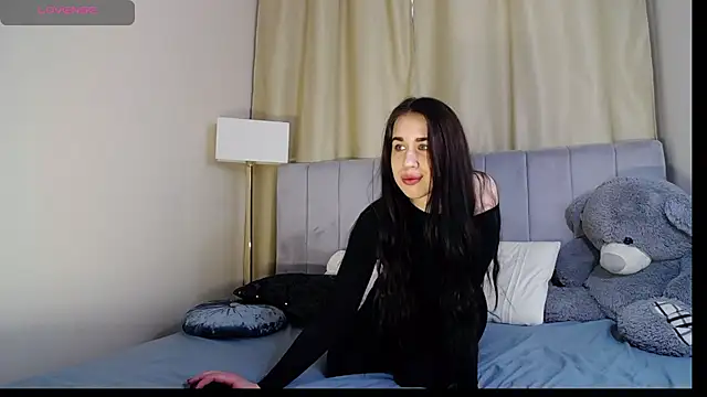 Erikka   online show from April 16, 2026, 7:09 am