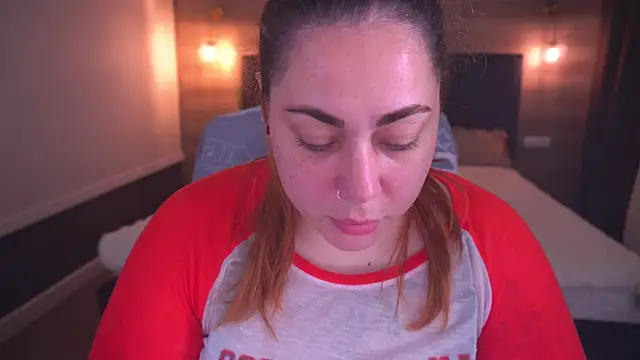 Kittywakee online show from September 12, 2025, 8:09 pm