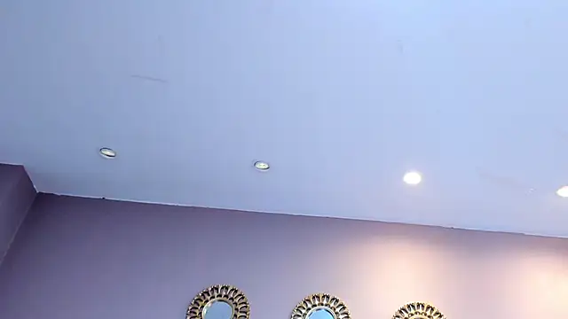 Snapshot of Violet_Grace chatting on March 13, 2025, 7:39 pm Violet Grace online show from March 13, 2025, 7:39 pm