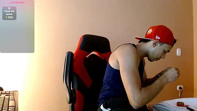 Snapshot of karlgiles_ chatting on January 10, 2025, 7:00 pm karlgiles online show from January 10, 2025, 7:00 pm