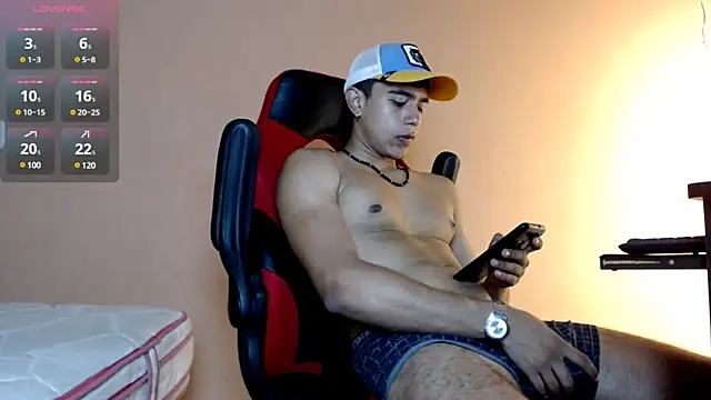 Snapshot of karlgiles_ chatting on January 23, 2025, 6:45 pm karlgiles online show from January 23, 2025, 6:45 pm